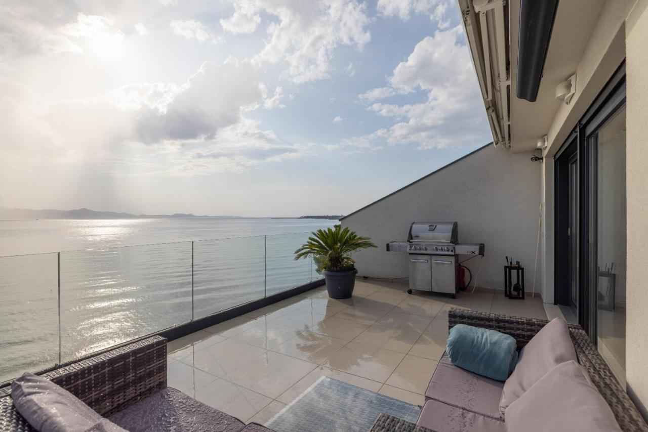 Paradise On The Beach Apartments Bibinje Exterior photo